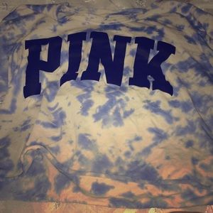 VS PINK TEE (long sleeved)